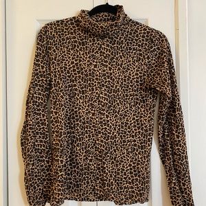 Turtle neck cheetah top